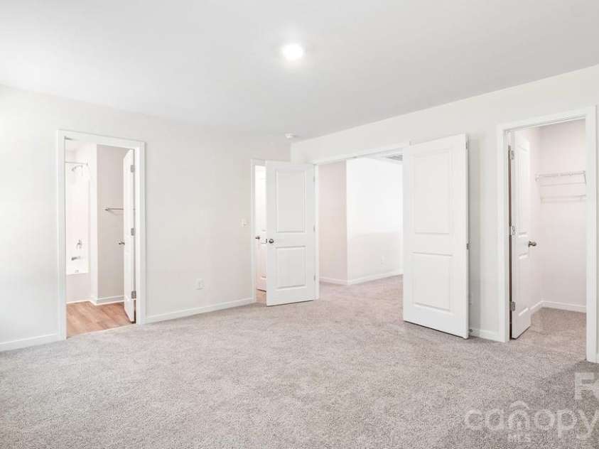 552 Dazzle Loop, Newton, NC 28658.  MLS# CAR4334725, YatesRealty ID 2377. 