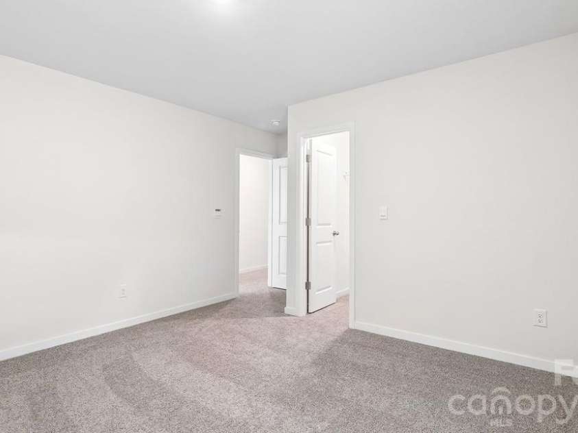 552 Dazzle Loop, Newton, NC 28658.  MLS# CAR4334725, YatesRealty ID 2377. 