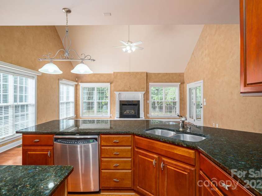 557 Keystone Court, Concord, NC 28027.  MLS# CAR4302108, YatesRealty ID 2377. 