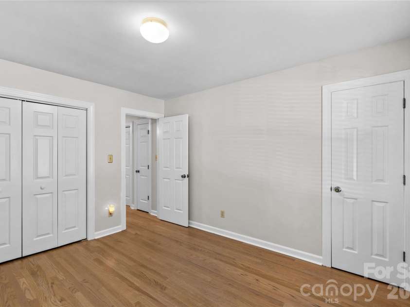 413 Windsor Lane, Statesville, NC 28677.  MLS# CAR4358815, YatesRealty ID 23770. 