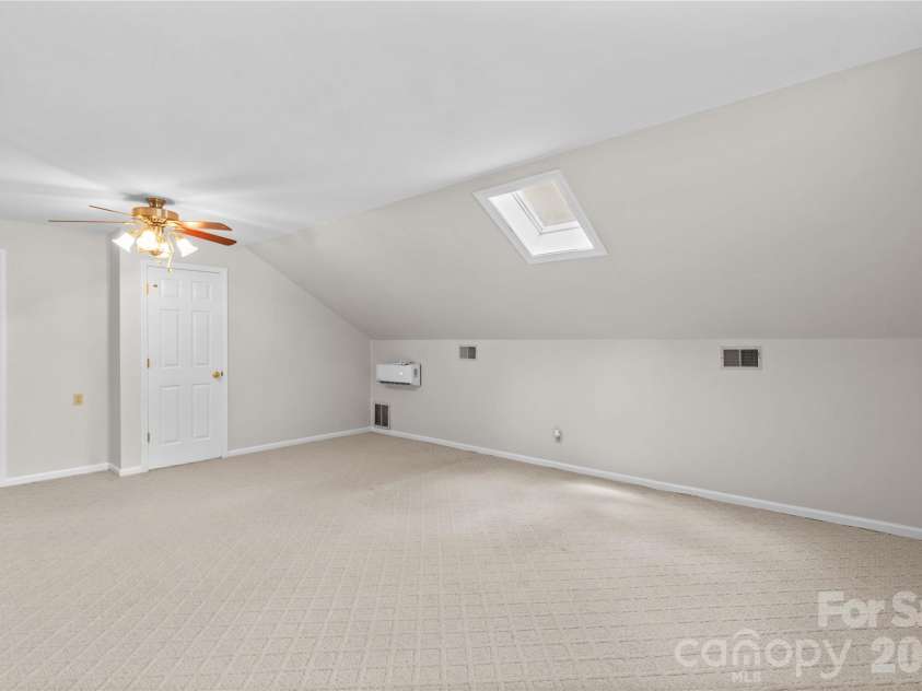 413 Windsor Lane, Statesville, NC 28677.  MLS# CAR4358815, YatesRealty ID 23770. 