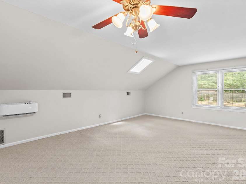 413 Windsor Lane, Statesville, NC 28677.  MLS# CAR4358815, YatesRealty ID 23770. 