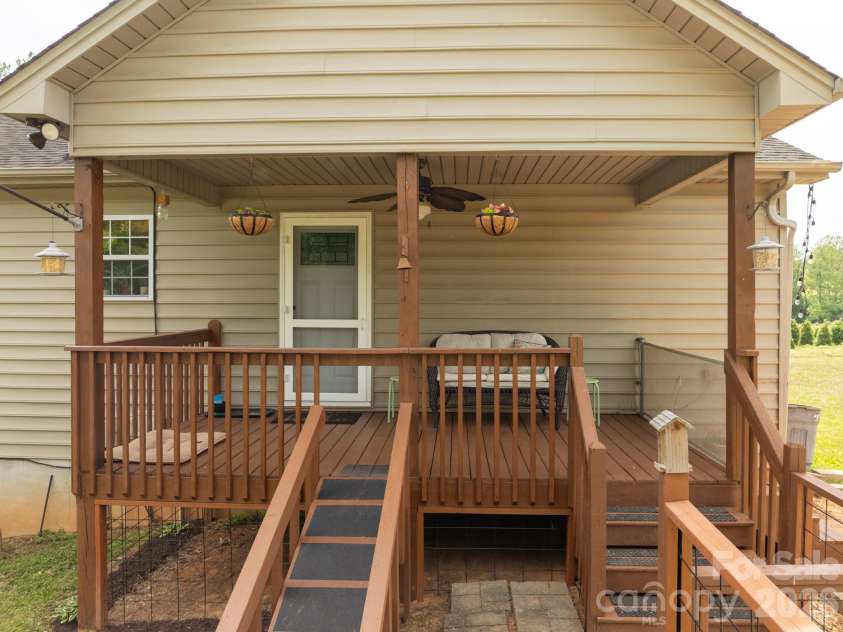 3680 Rocky Road, Lenoir, NC 28645.  MLS# CAR4378978, YatesRealty ID 23771. 