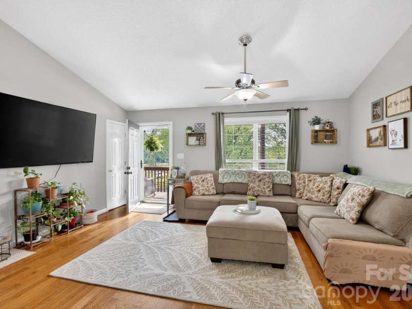 3680 Rocky Road, Lenoir, NC 28645.  MLS# CAR4378978, YatesRealty ID 23771. 