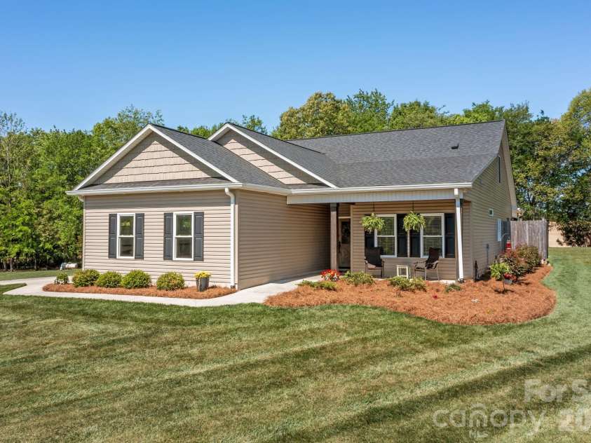 147 Haystack Lane, Olin, NC 28660.  MLS# CAR4375441, YatesRealty ID 23772. A setting that is hard to find.