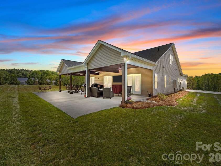 147 Haystack Lane, Olin, NC 28660.  MLS# CAR4375441, YatesRealty ID 23772. Country evenings.