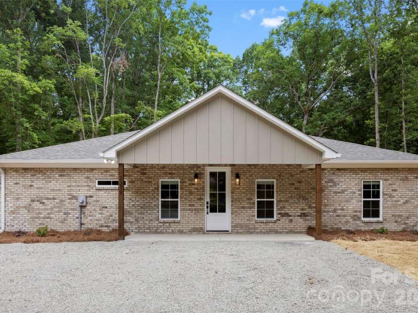 2319 Tanglewood Drive, Albemarle, NC 28001.  MLS# CAR4359539, YatesRealty ID 23773. 