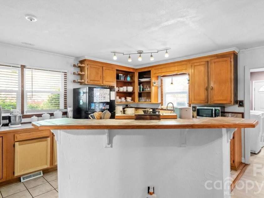 1201 Memory Lane, Monroe, NC 28112.  MLS# CAR4420714, YatesRealty ID 23775. 