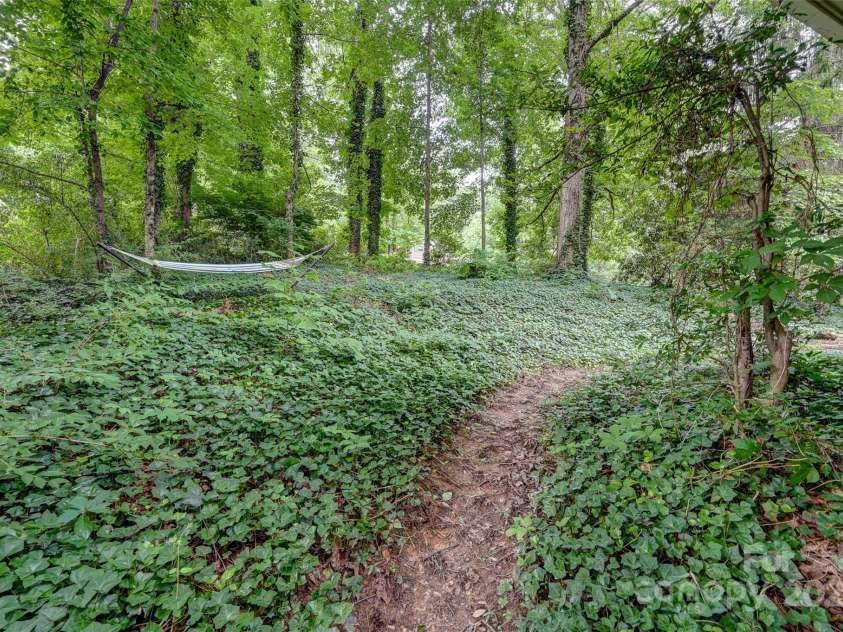 8 Mayfair Drive, Candler, NC 28715.  MLS# CAR4273573, YatesRealty ID 23775. 