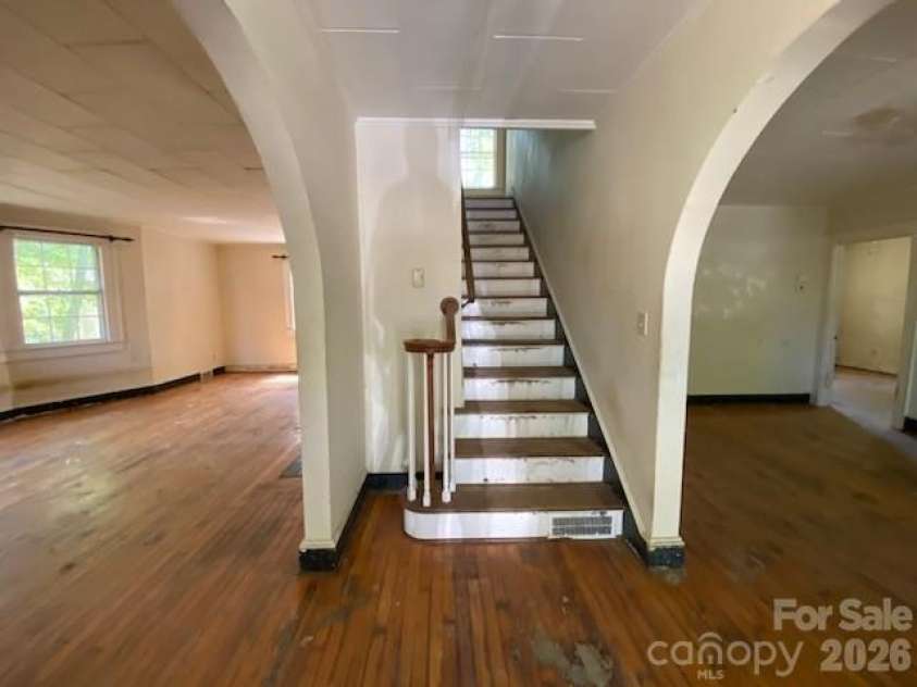 413 Rice Street, Hamlet, NC 28345.  MLS# CAR4382214, YatesRealty ID 23777. 