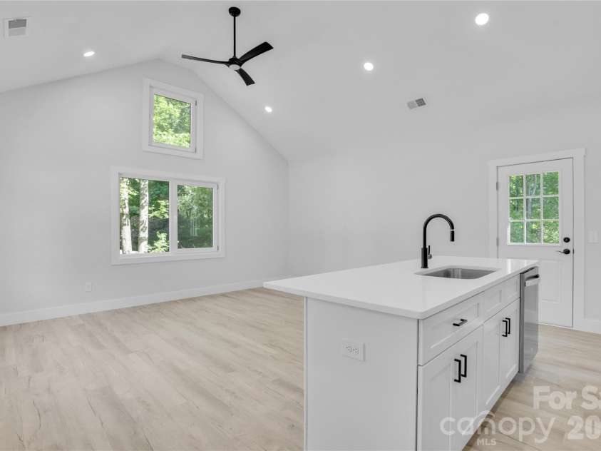 3425 Mission Trail, Lincolnton, NC 28092.  MLS# CAR4382062, YatesRealty ID 23778. 