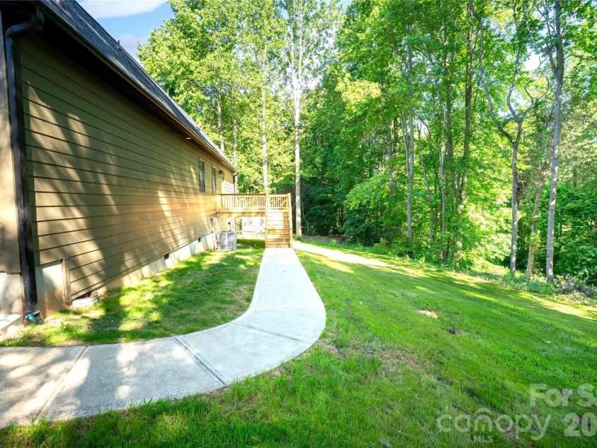 3425 Mission Trail, Lincolnton, NC 28092.  MLS# CAR4382062, YatesRealty ID 23778. 