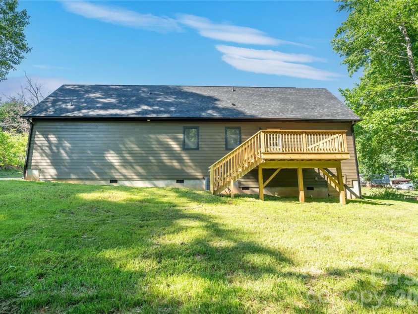 3425 Mission Trail, Lincolnton, NC 28092.  MLS# CAR4382062, YatesRealty ID 23778. 