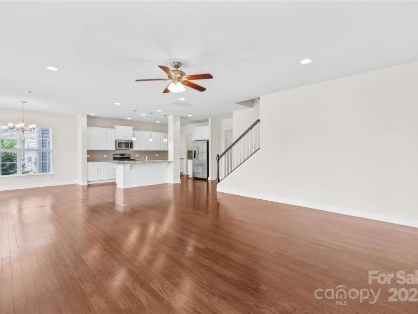 586 Brookhaven Drive, Fort Mill, SC 29708.  MLS# CAR4273576, YatesRealty ID 23778. 