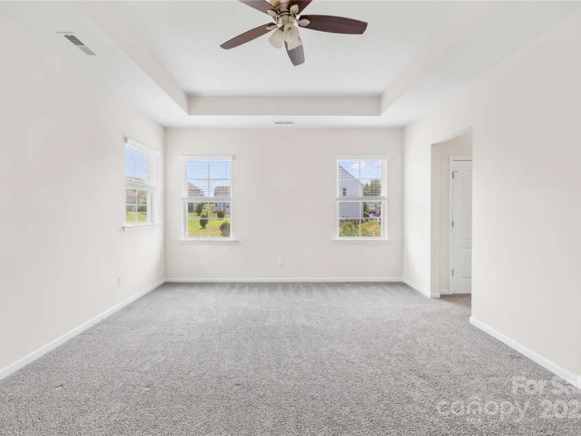 586 Brookhaven Drive, Fort Mill, SC 29708.  MLS# CAR4273576, YatesRealty ID 23778. 