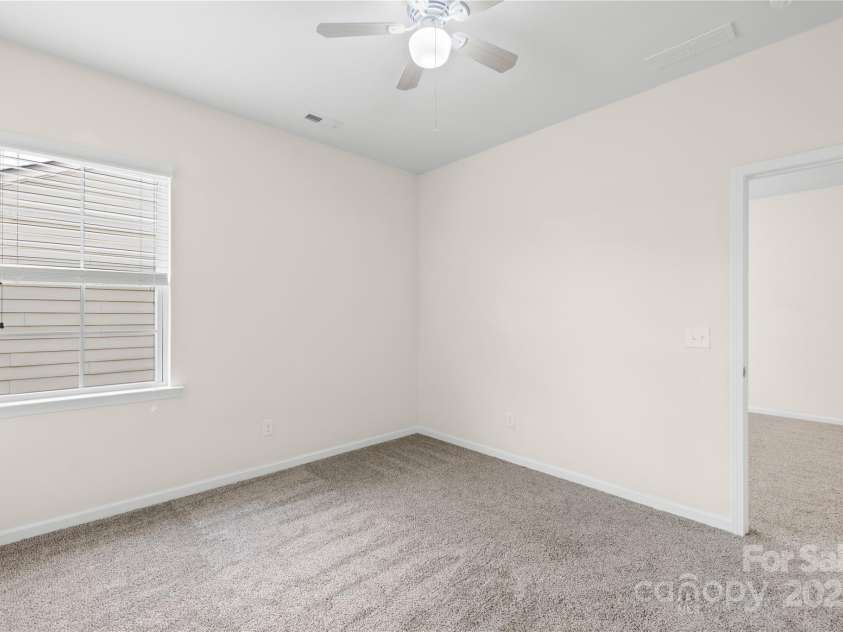 586 Brookhaven Drive, Fort Mill, SC 29708.  MLS# CAR4273576, YatesRealty ID 23778. 