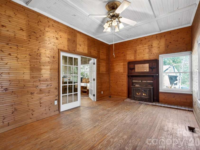 105 Poplar Street, Saluda, NC 28773.  MLS# CAR4337766, YatesRealty ID 23779. 