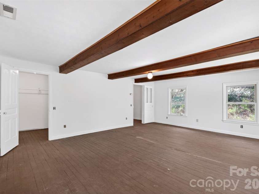 105 Poplar Street, Saluda, NC 28773.  MLS# CAR4337766, YatesRealty ID 23779. 