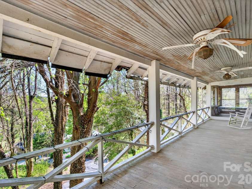 105 Poplar Street, Saluda, NC 28773.  MLS# CAR4337766, YatesRealty ID 23779. 