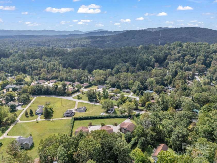 45 Indian River Road, Hendersonville, NC 28791.  MLS# CAR4305685, YatesRealty ID 2378. 