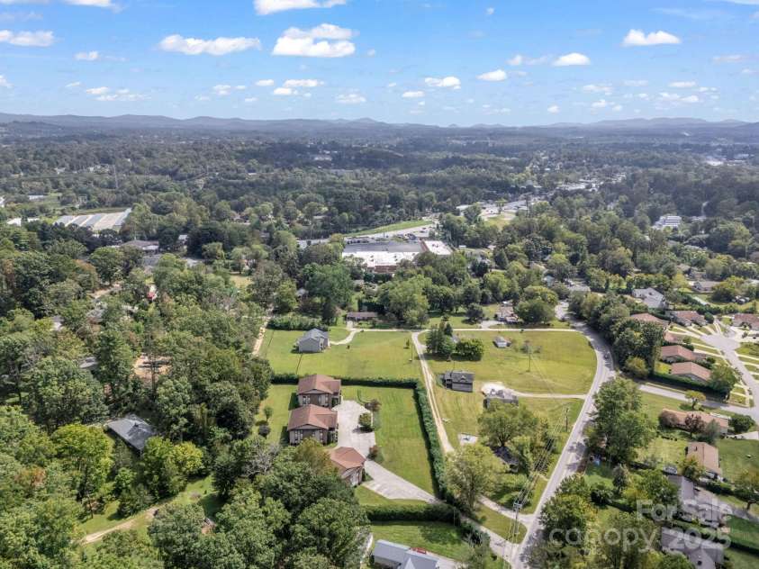45 Indian River Road, Hendersonville, NC 28791.  MLS# CAR4305685, YatesRealty ID 2378. 
