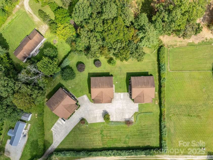 45 Indian River Road, Hendersonville, NC 28791.  MLS# CAR4305685, YatesRealty ID 2378. 