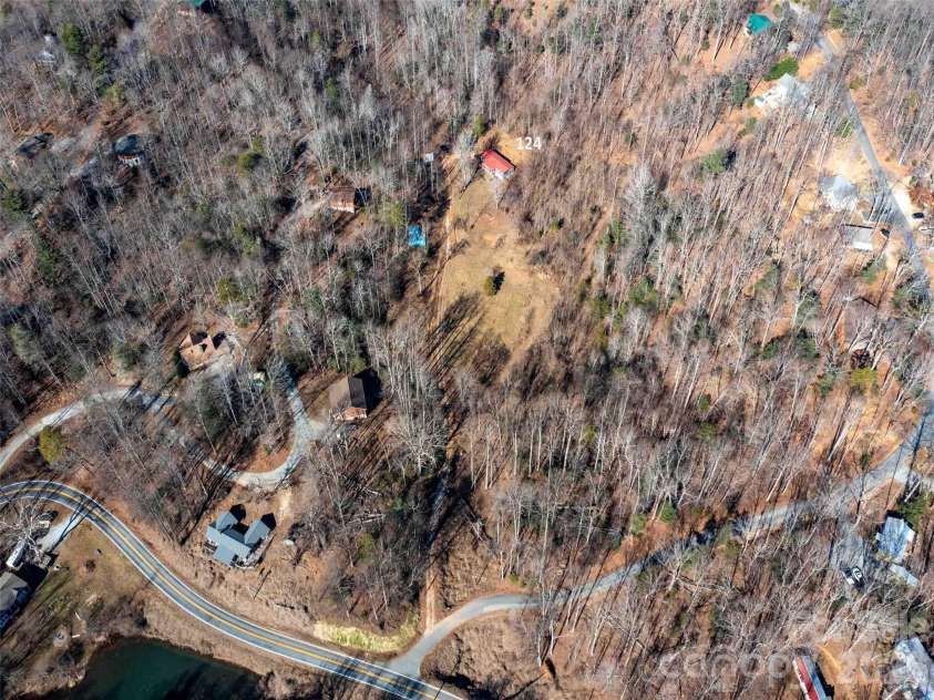 124 Cozy Cove Lane, Saluda, NC 28773.  MLS# CAR4338462, YatesRealty ID 23780. 