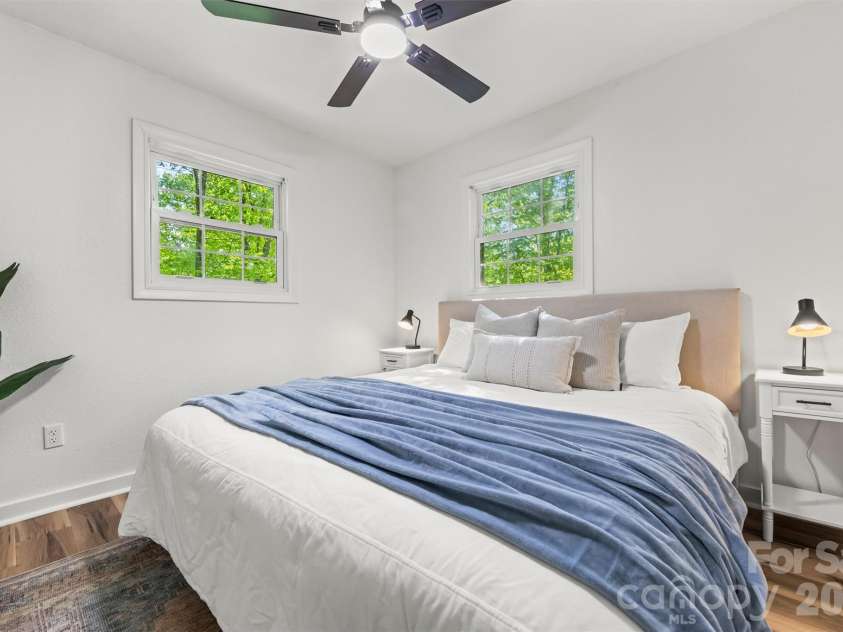 193 Sams Hill, Sylva, NC 28779.  MLS# CAR4379305, YatesRealty ID 23781. 