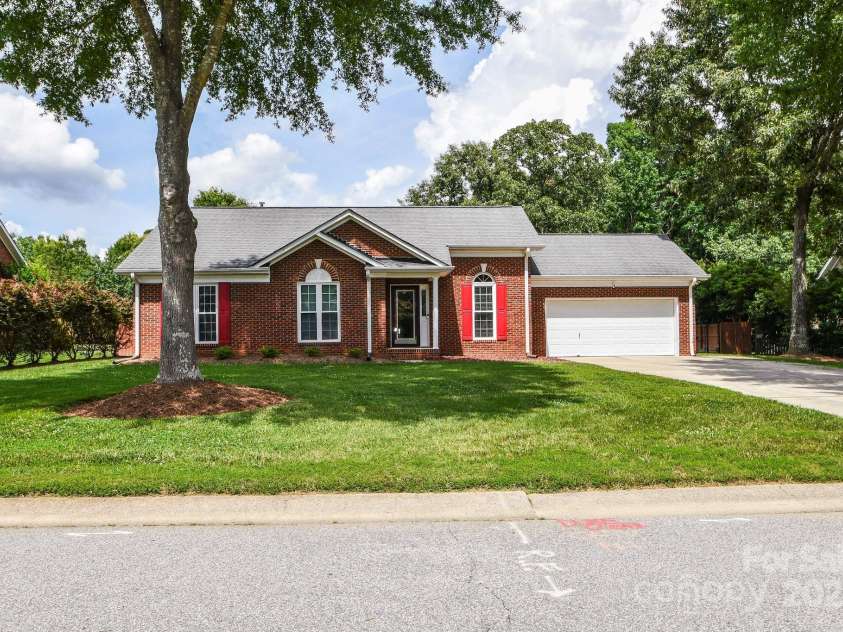 4320 Atkinson Way, Monroe, NC 28110.  MLS# CAR4269221, YatesRealty ID 23781. 