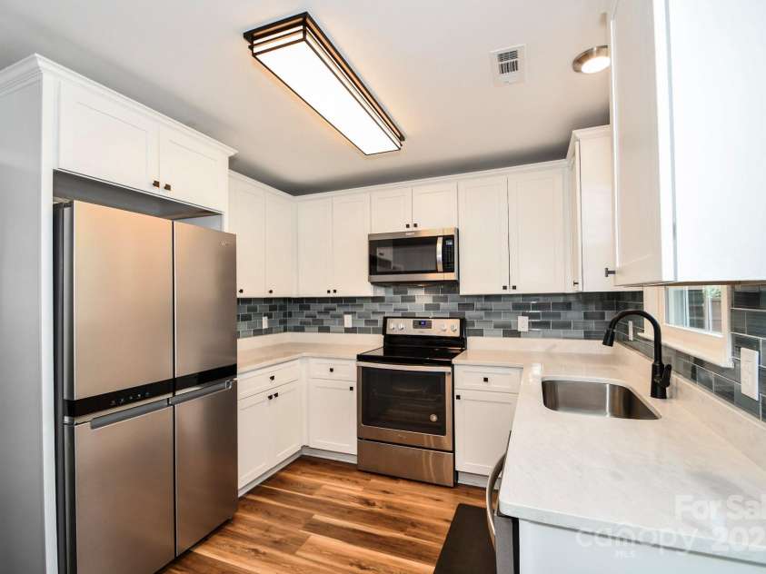 4320 Atkinson Way, Monroe, NC 28110.  MLS# CAR4269221, YatesRealty ID 23781. 