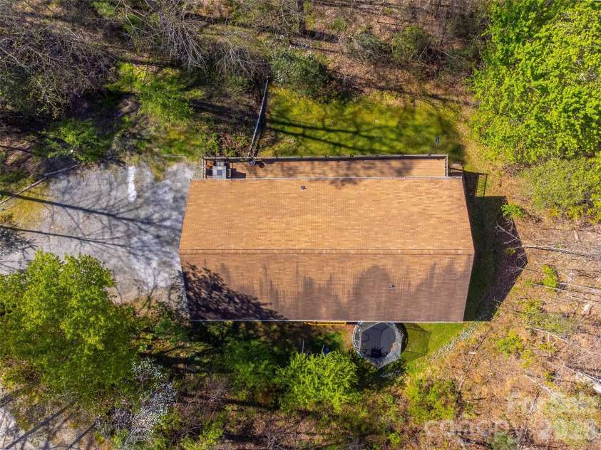 201 Windcrest Ridge, Sylva, NC 28779.  MLS# CAR4367341, YatesRealty ID 23782. 