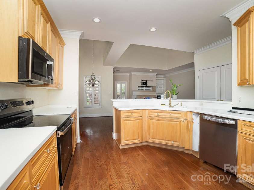 20015 Cove Road, Cornelius, NC 28031.  MLS# CAR4243851, YatesRealty ID 23784. 