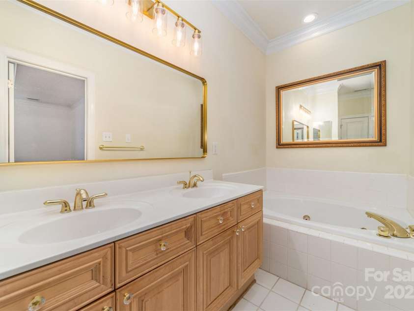 20015 Cove Road, Cornelius, NC 28031.  MLS# CAR4243851, YatesRealty ID 23784. 