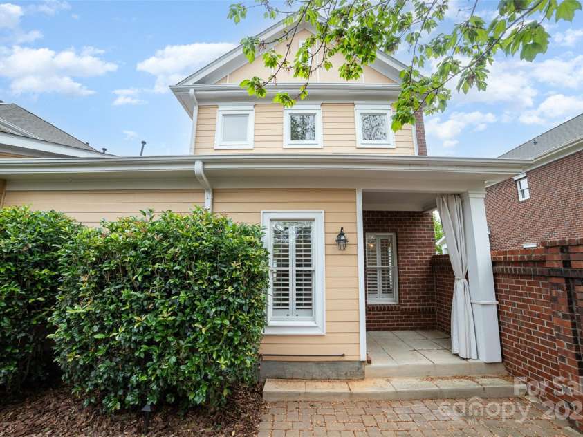 20015 Cove Road, Cornelius, NC 28031.  MLS# CAR4243851, YatesRealty ID 23784. 