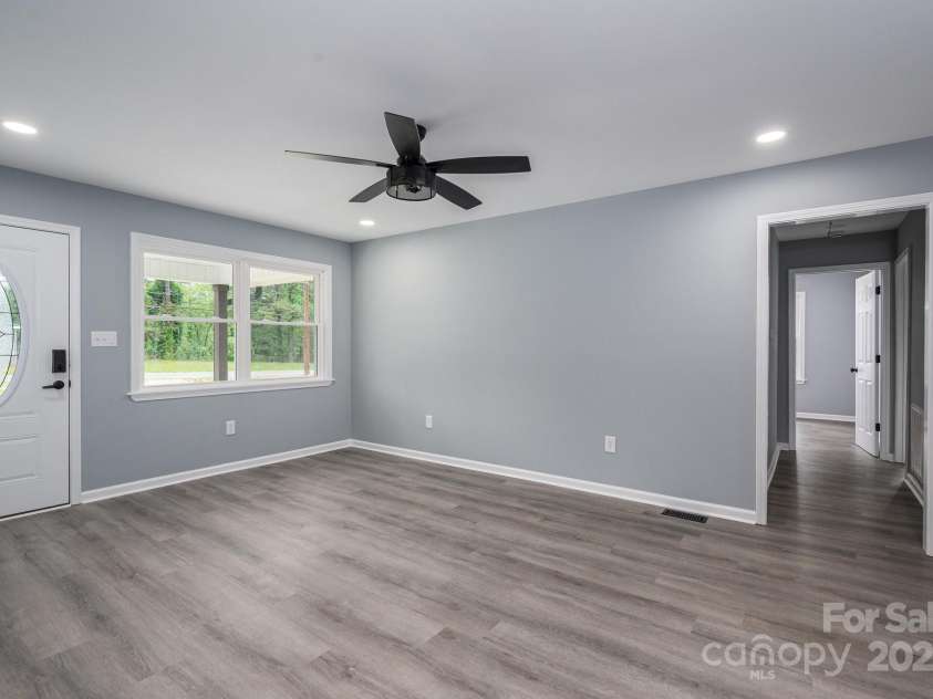 1428 E Main Street, Cherryville, NC 28021.  MLS# CAR4253438, YatesRealty ID 23785. Living Room