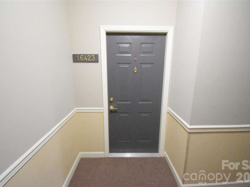 16423 Golden River Lane, Charlotte, NC 28277.  MLS# CAR4370102, YatesRealty ID 23785. 
