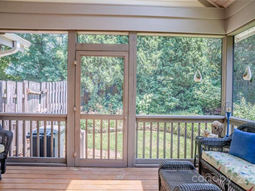 89 Covered Bridge Drive, Flat Rock, NC 28731.  MLS# CAR4271519, YatesRealty ID 23786. 