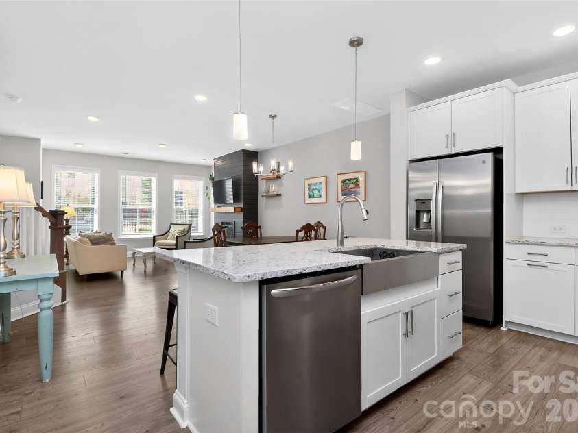3121 Ada Mill Alley, Charlotte, NC 28205.  MLS# CAR4368700, YatesRealty ID 23787. 