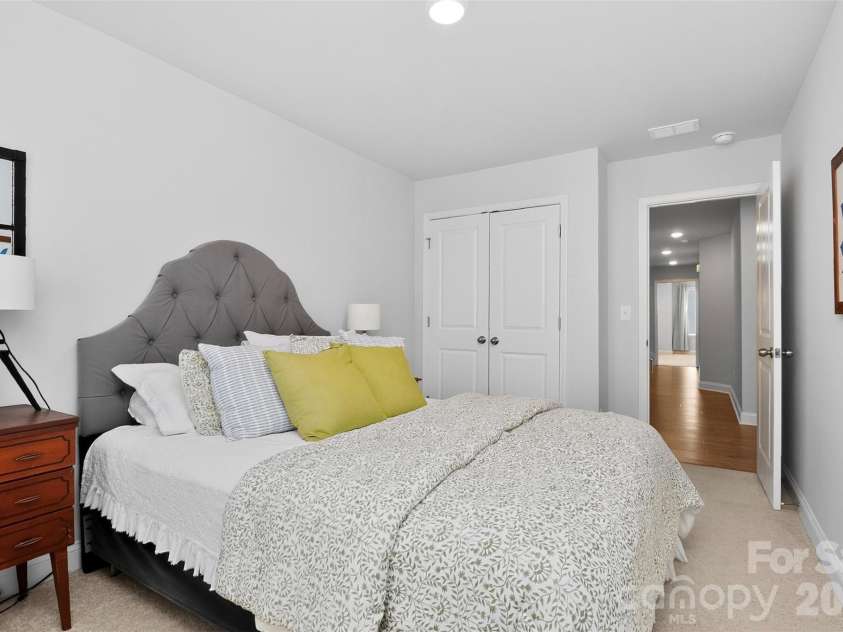 3121 Ada Mill Alley, Charlotte, NC 28205.  MLS# CAR4368700, YatesRealty ID 23787. 