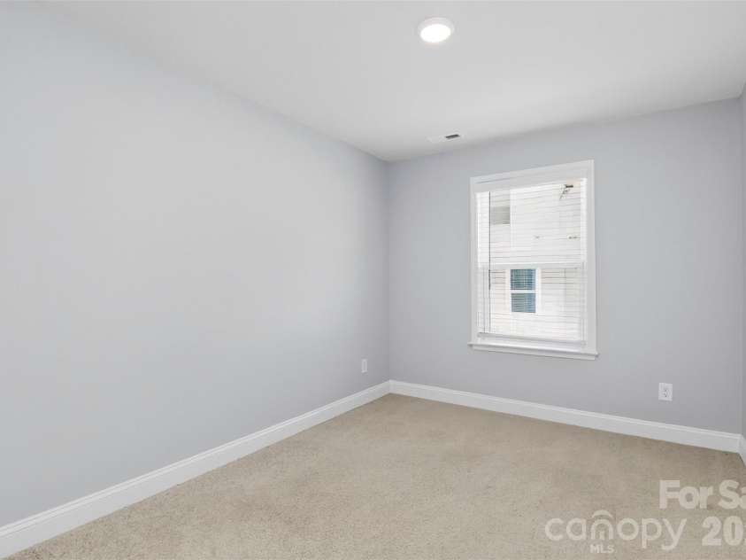 3121 Ada Mill Alley, Charlotte, NC 28205.  MLS# CAR4368700, YatesRealty ID 23787. 