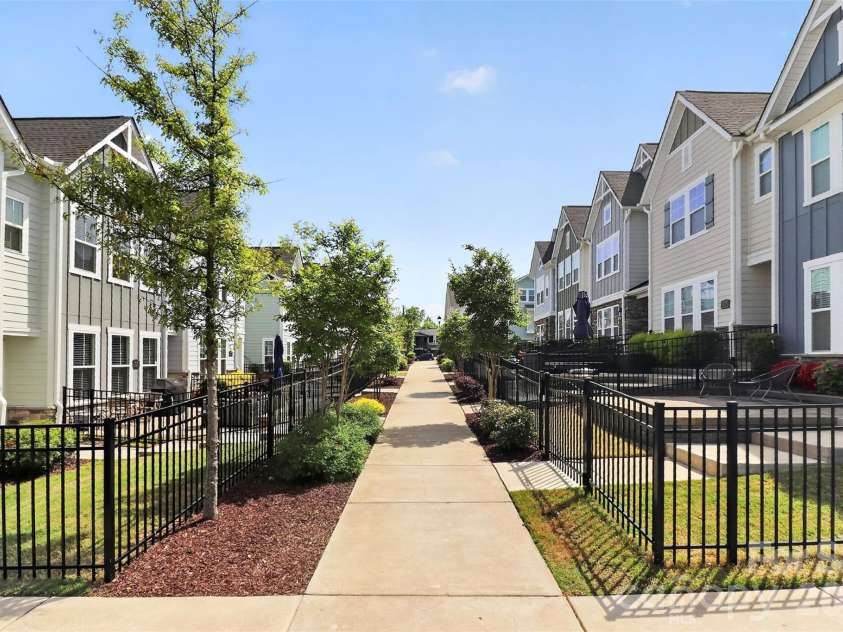 3121 Ada Mill Alley, Charlotte, NC 28205.  MLS# CAR4368700, YatesRealty ID 23787. 