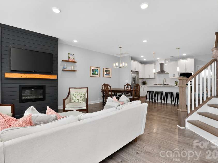 3121 Ada Mill Alley, Charlotte, NC 28205.  MLS# CAR4424824, YatesRealty ID 23787. 