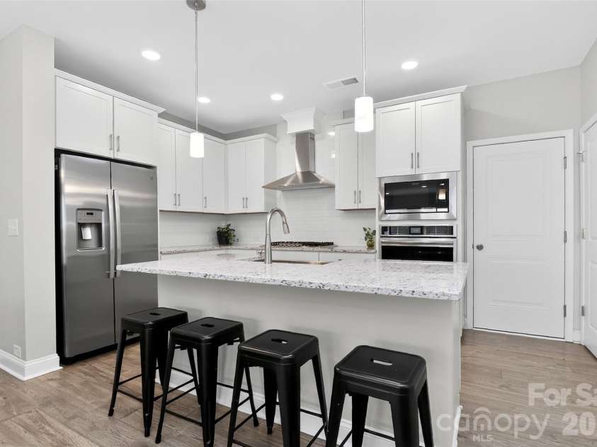 3121 Ada Mill Alley, Charlotte, NC 28205.  MLS# CAR4424824, YatesRealty ID 23787. 