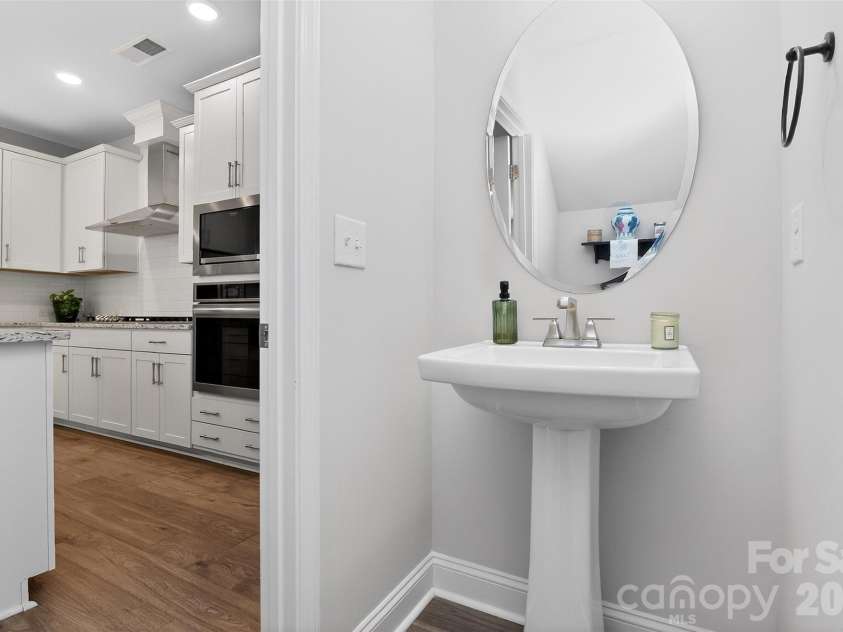 3121 Ada Mill Alley, Charlotte, NC 28205.  MLS# CAR4424824, YatesRealty ID 23787. 