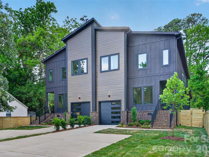 2616 Revolution Park Drive, Charlotte, NC 28208.  MLS# CAR4377244, YatesRealty ID 23788. 