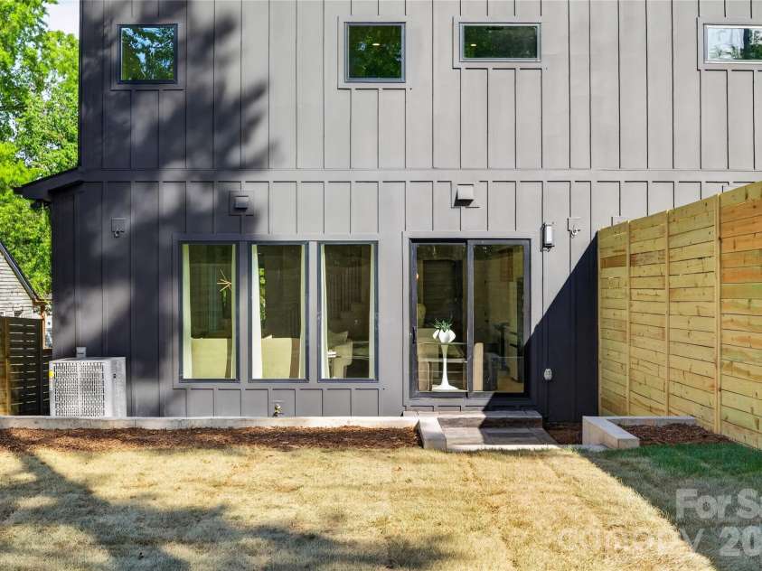 2616 Revolution Park Drive, Charlotte, NC 28208.  MLS# CAR4377244, YatesRealty ID 23788. 