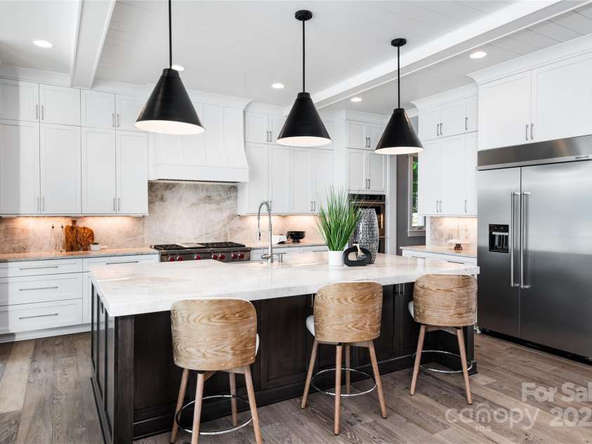 301 Riverwood Road, Mooresville, NC 28117.  MLS# CAR4258514, YatesRealty ID 23788. 