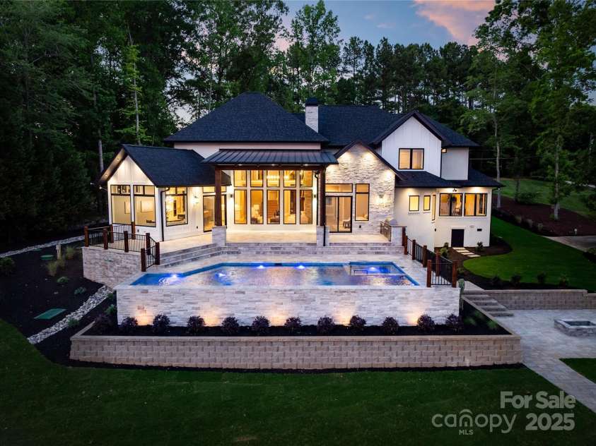 301 Riverwood Road, Mooresville, NC 28117.  MLS# CAR4258514, YatesRealty ID 23788. 