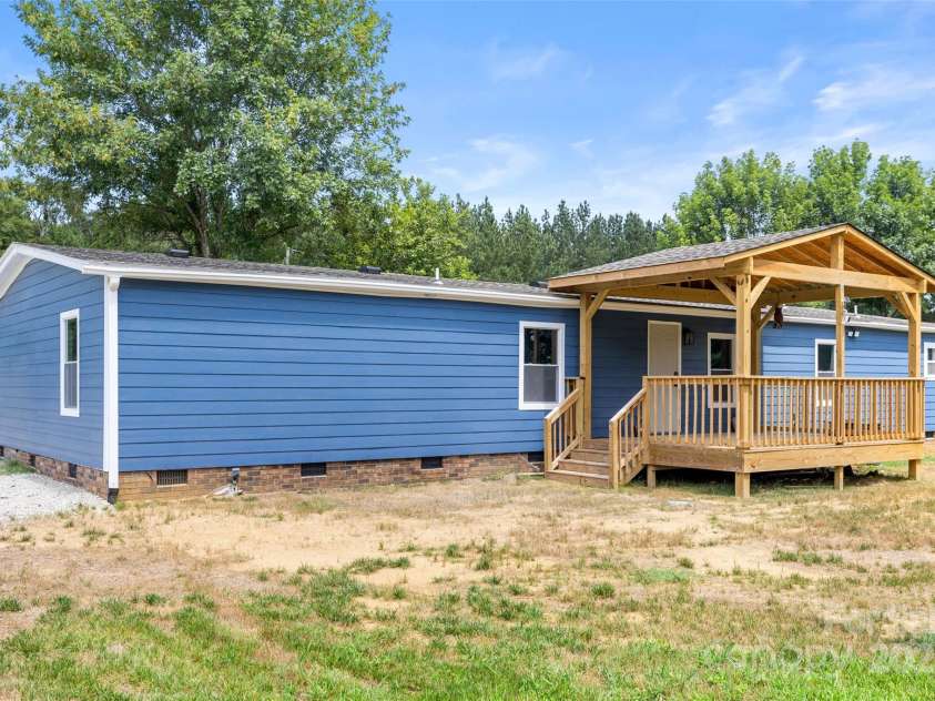 4351 Saluda Road, Rock Hill, SC 29730.  MLS# CAR4275984, YatesRealty ID 23789. 