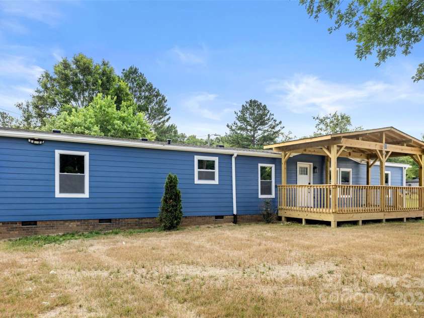 4351 Saluda Road, Rock Hill, SC 29730.  MLS# CAR4275984, YatesRealty ID 23789. 